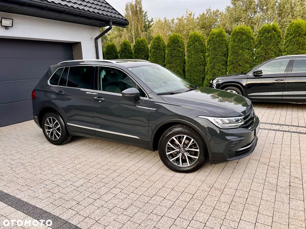 Volkswagen Tiguan 2.0 TDI SCR Life - 23