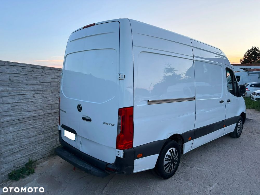 Mercedes-Benz SPRINTER * AUTOMAT * 2023 Rok * Tylko 163.000km ! - 4