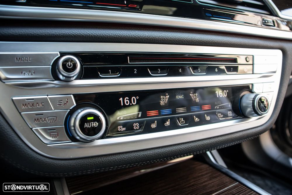 BMW 745 e iPerformance - 25
