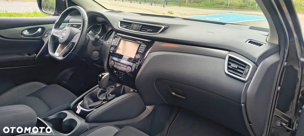 Nissan Qashqai 1.2 DIG-T N-Connecta Xtronic - 11