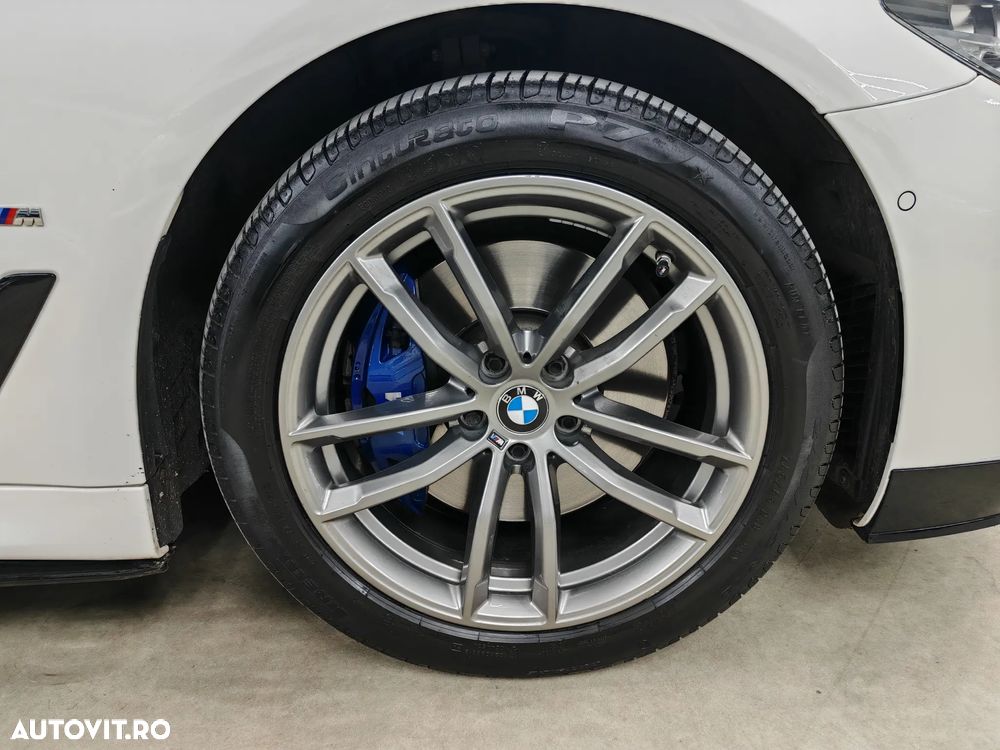 BMW Seria 5 - 35