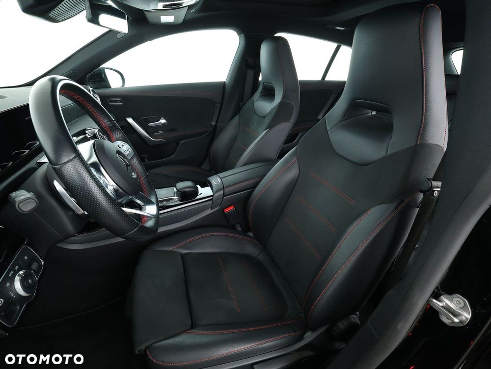 Mercedes-Benz CLA - 23