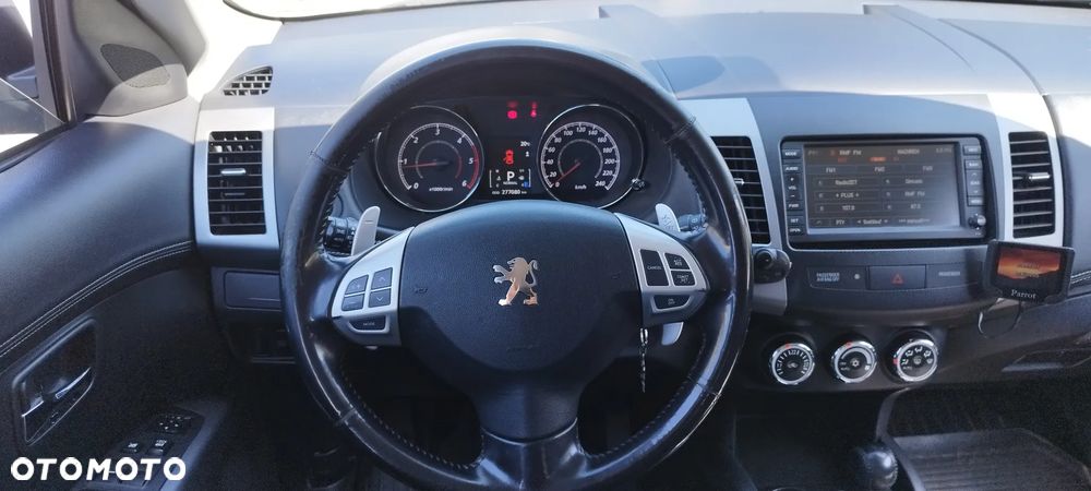 Peugeot 4007 2.2HDi Platinum - 11