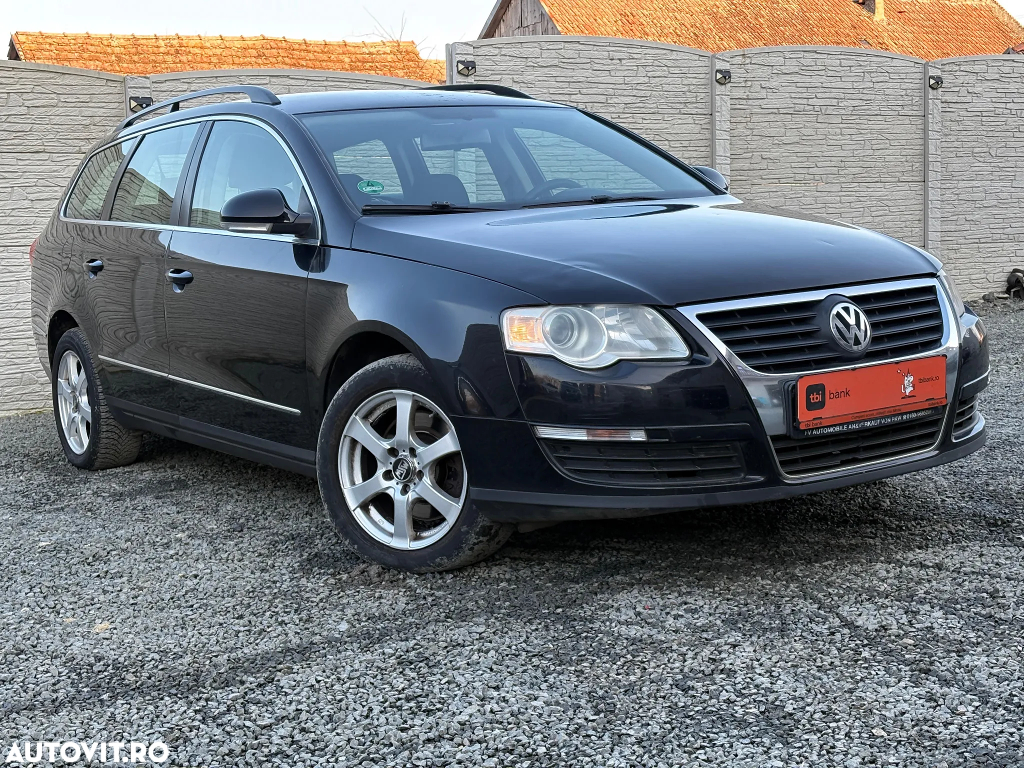 Volkswagen Passat - 2