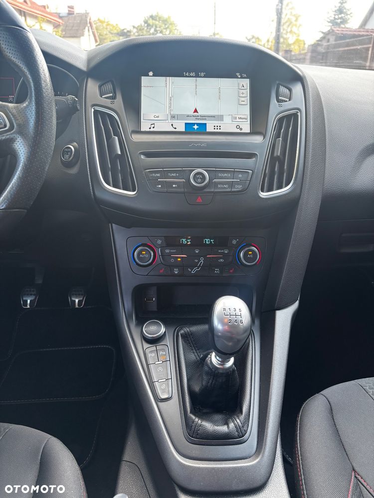 Ford Focus 1.0 EcoBoost ST-Line ASS - 13