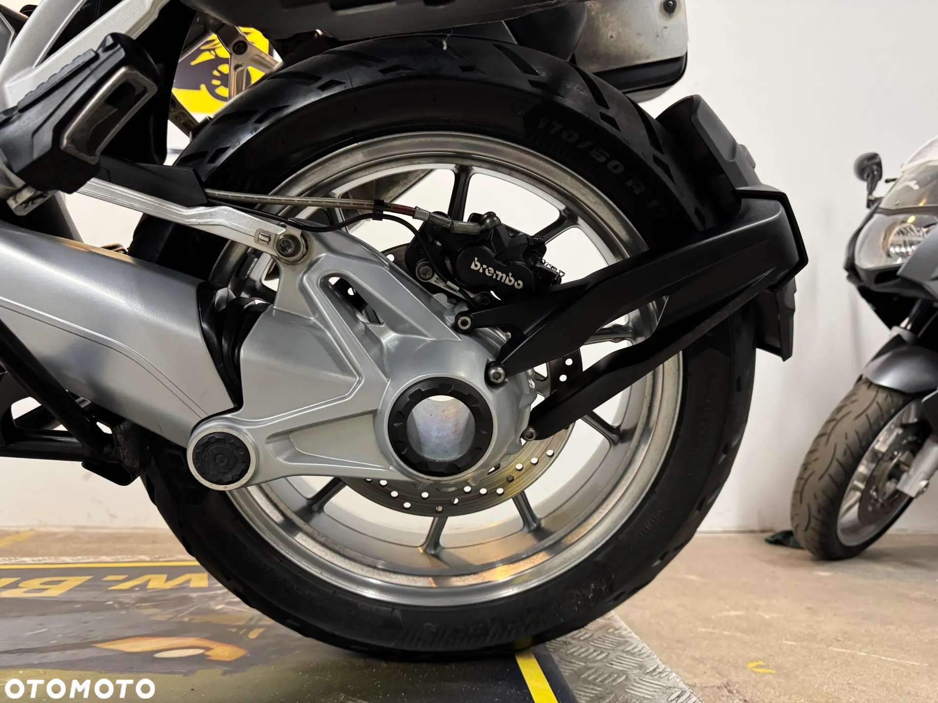 BMW R - 25