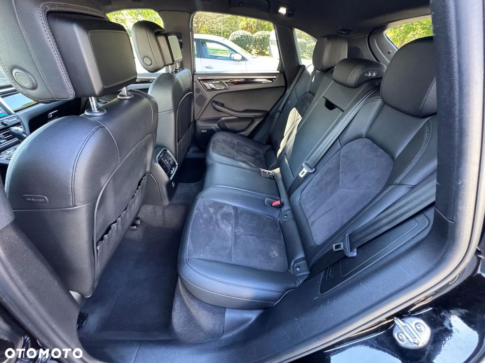 Porsche Macan Standard - 21