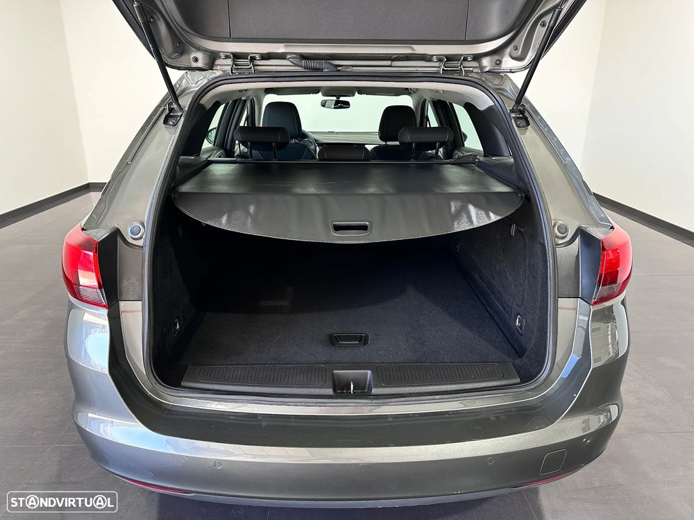 Opel Astra Sports Tourer 1.5 D Design & Tech S/S - 44