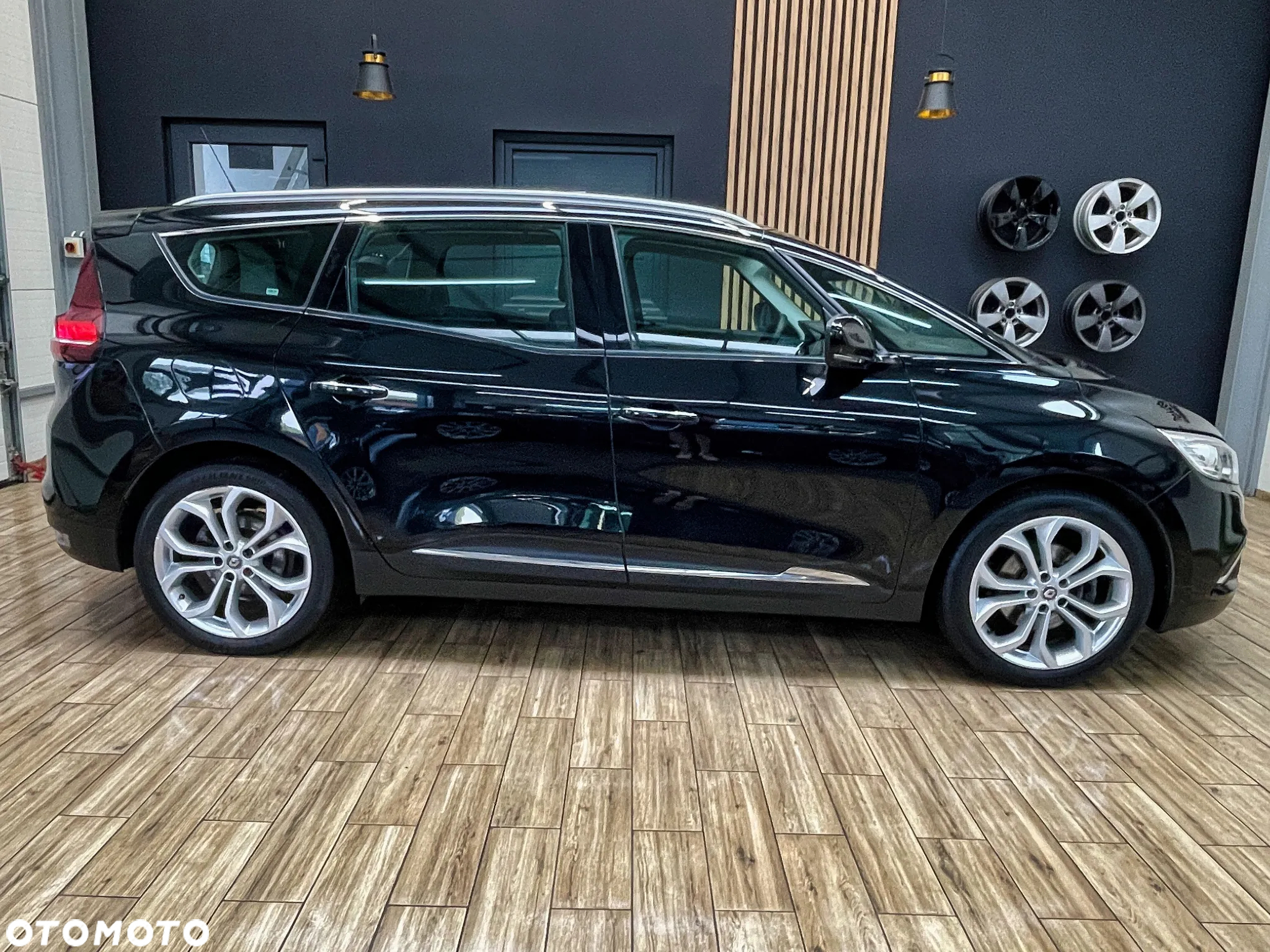 Renault Grand Scenic Gr 1.3 TCe FAP Intens - 5