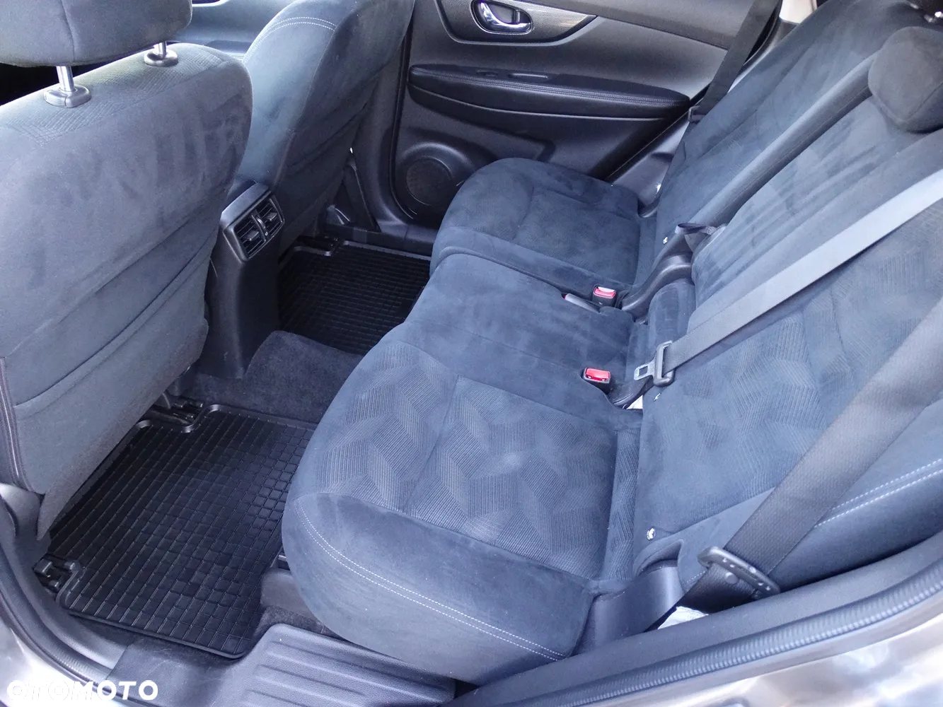 Nissan X-Trail 1.6 dCi ALL-MODE 4x4i N-Connecta - 15