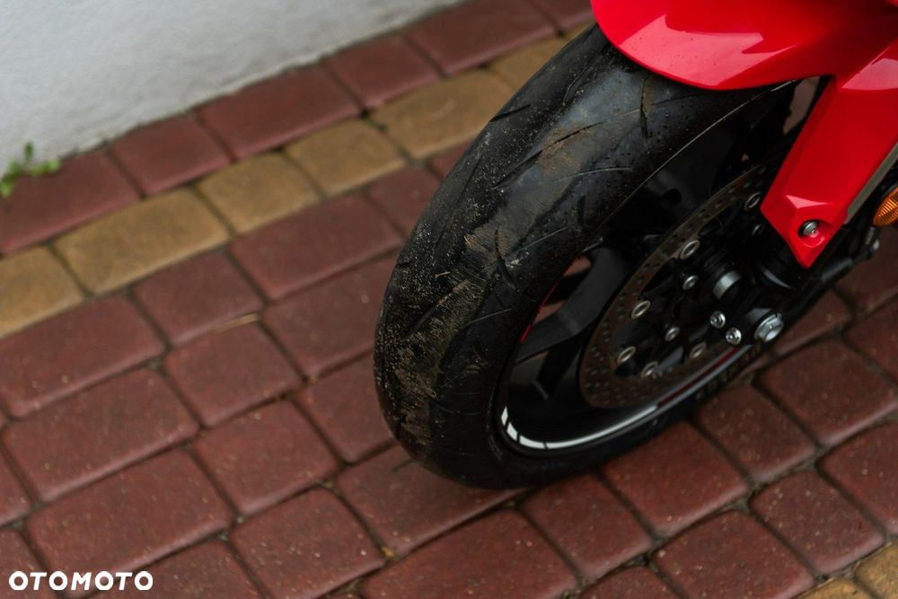 Honda CBR - 9