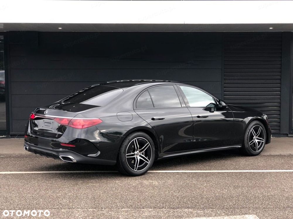 Mercedes-Benz Klasa E 220 d mHEV 4-Matic AMG 9G-Tronic - 6