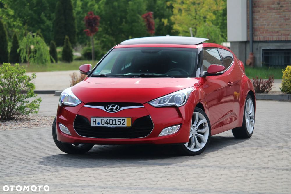 Hyundai Veloster - 4