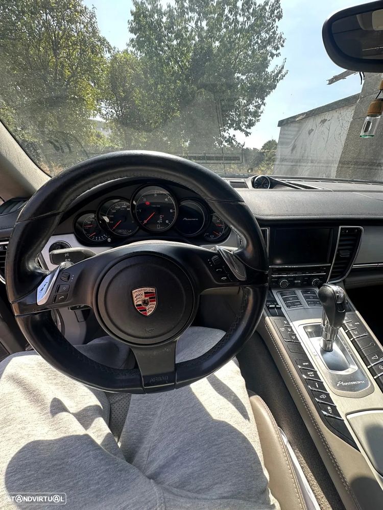 Porsche Panamera 3.0 V6 - 5