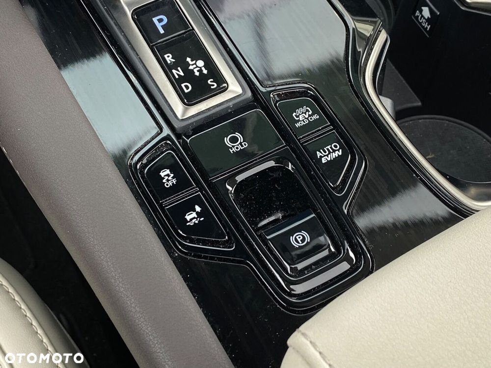Lexus RX 450h+ F Sport Design - 34