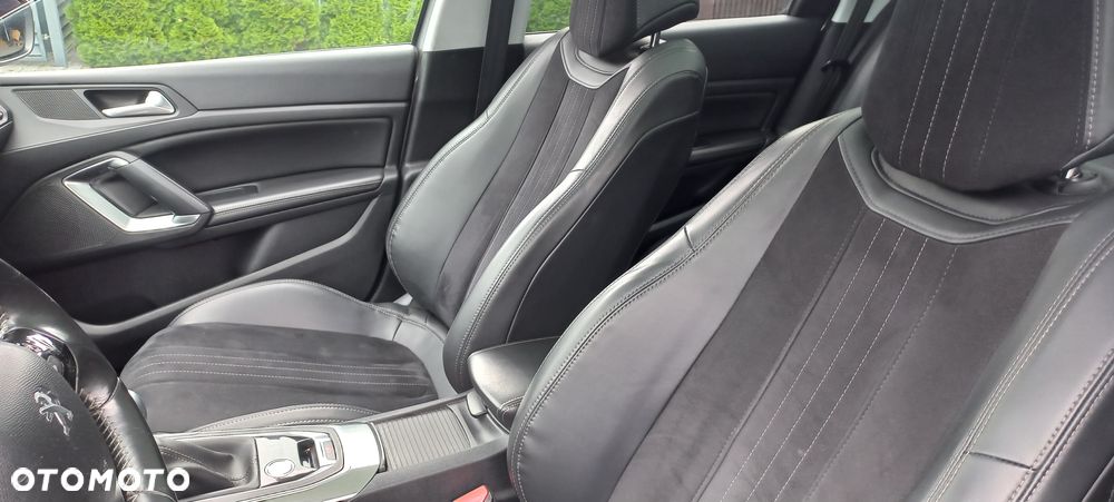 Peugeot 308 1.2 PureTech Allure S&S - 27