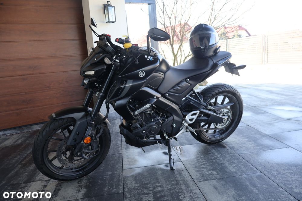 Yamaha MT - 2