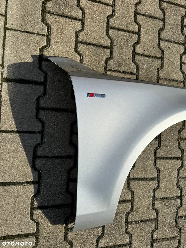 Audi A7 4G8 błotnik przód przedni prawy LX7W - 2