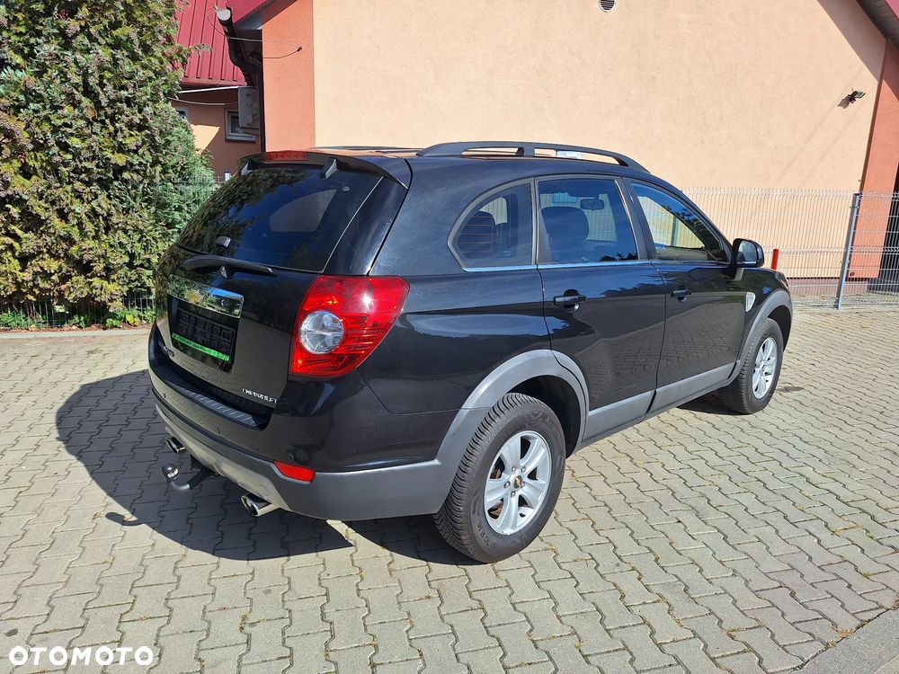 Chevrolet Captiva - 11