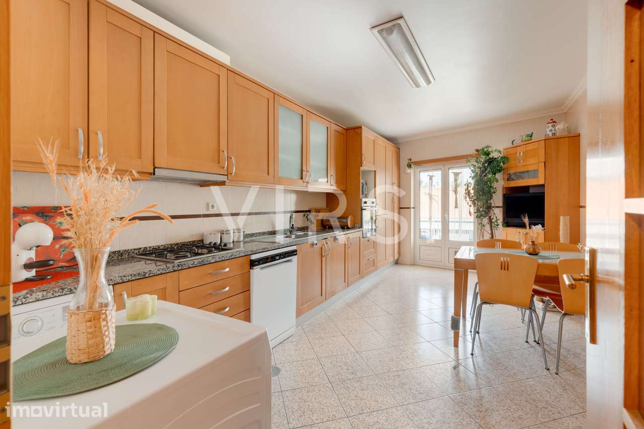 Apartamento T3 duplex c/ garagem fechada - Eiras, Coimbra - Grande imagem: 4/36