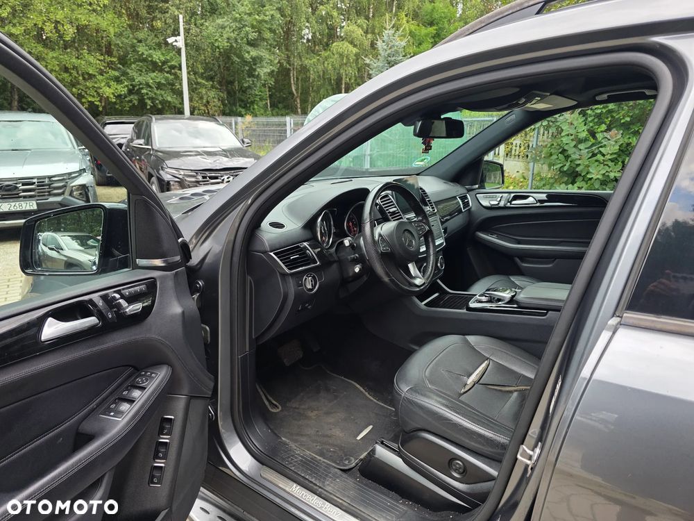 Mercedes-Benz GLS - 7