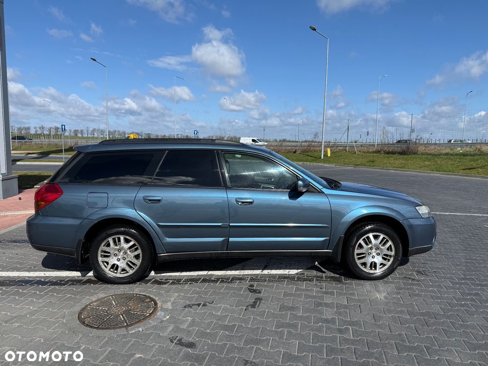 Subaru Outback 2.5 - 1