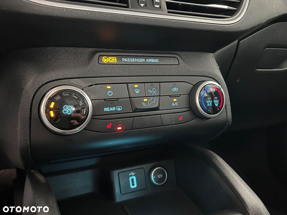 Ford Focus 1.0 EcoBoost Titanium ASS - 28