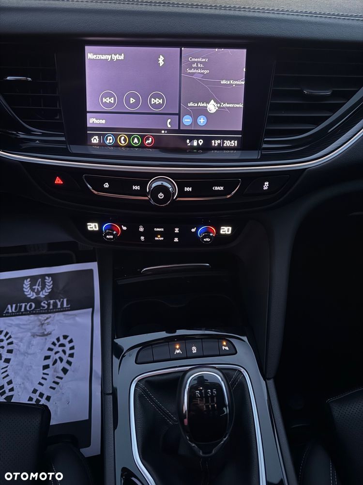 Opel Insignia 1.5 T Exclusive S&S - 22