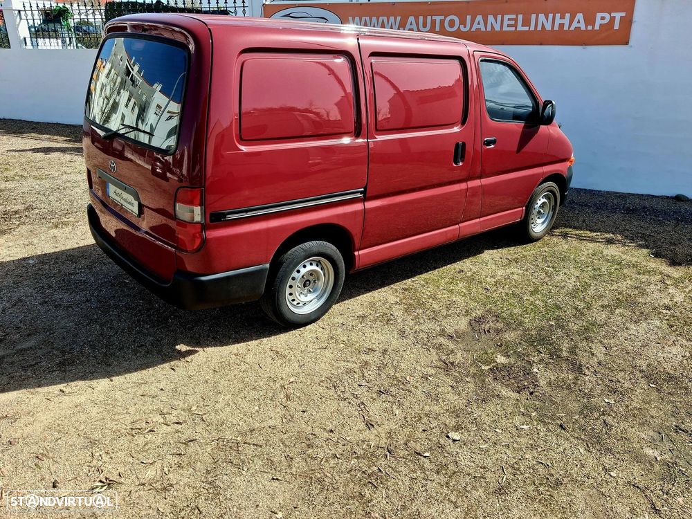 Toyota HiAce 2.4 D LXH12LB - 4