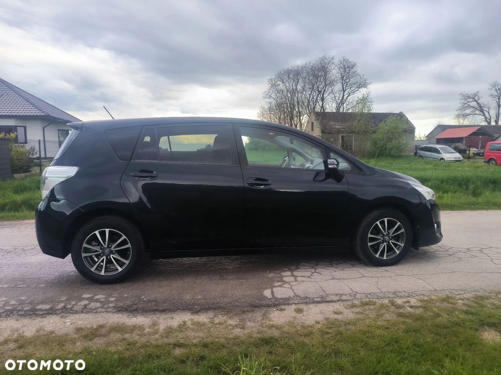 Toyota Verso - 12