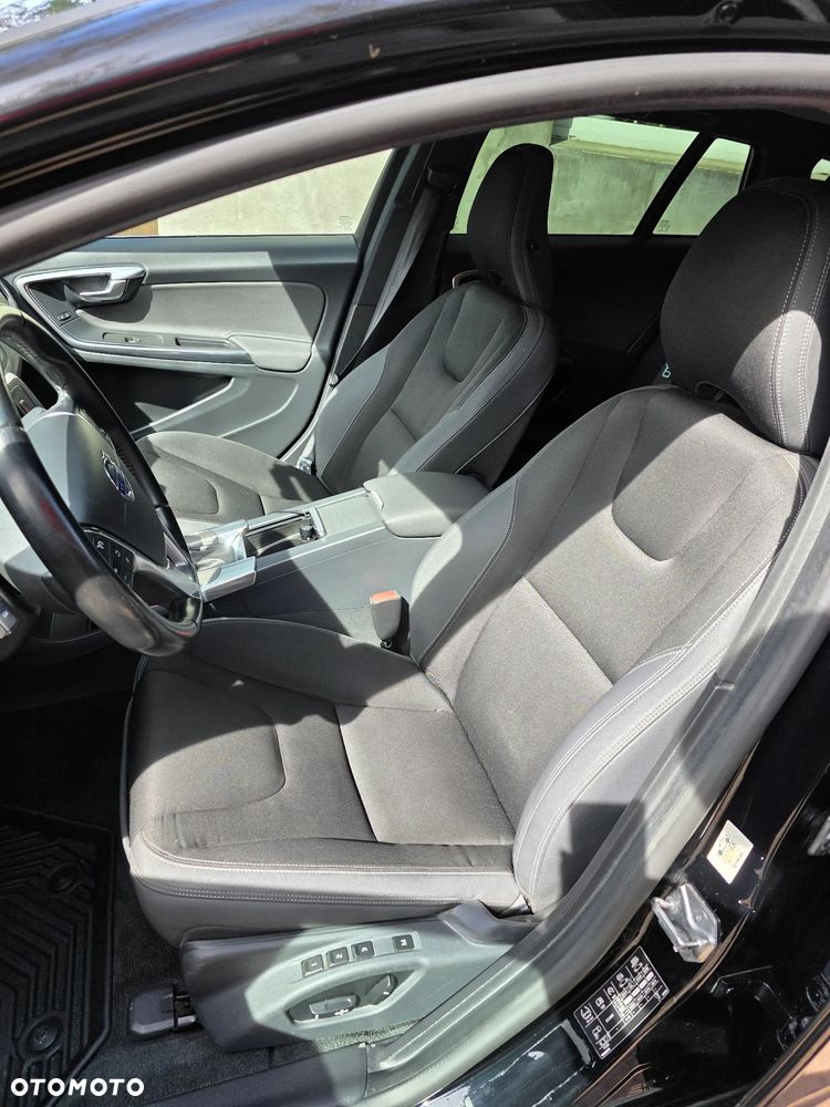 Volvo V60 - 26