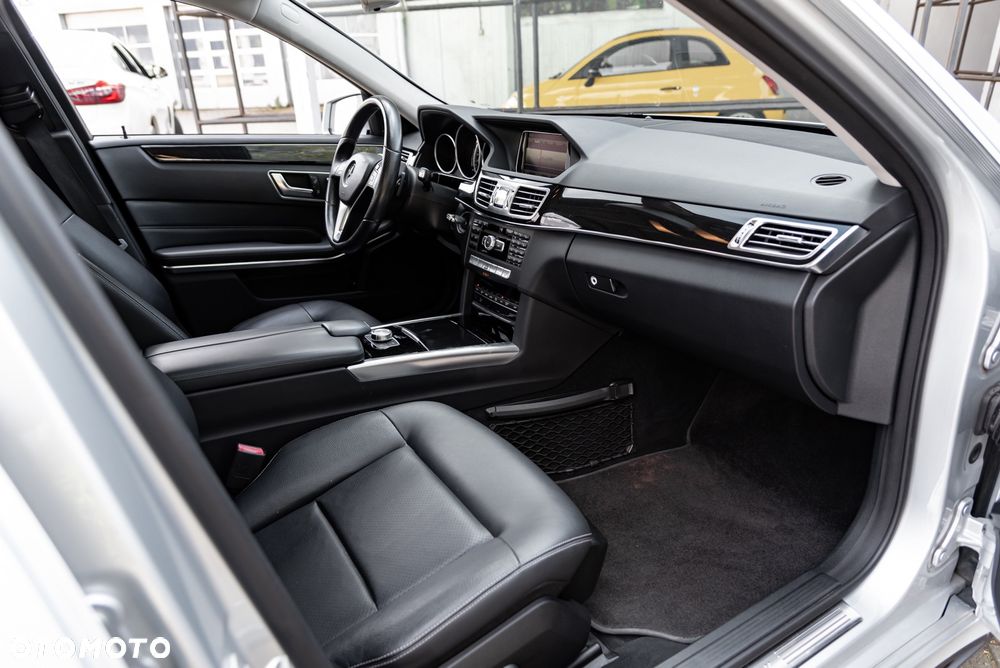 Mercedes-Benz Klasa E 350 7G-TRONIC Avantgarde - 22