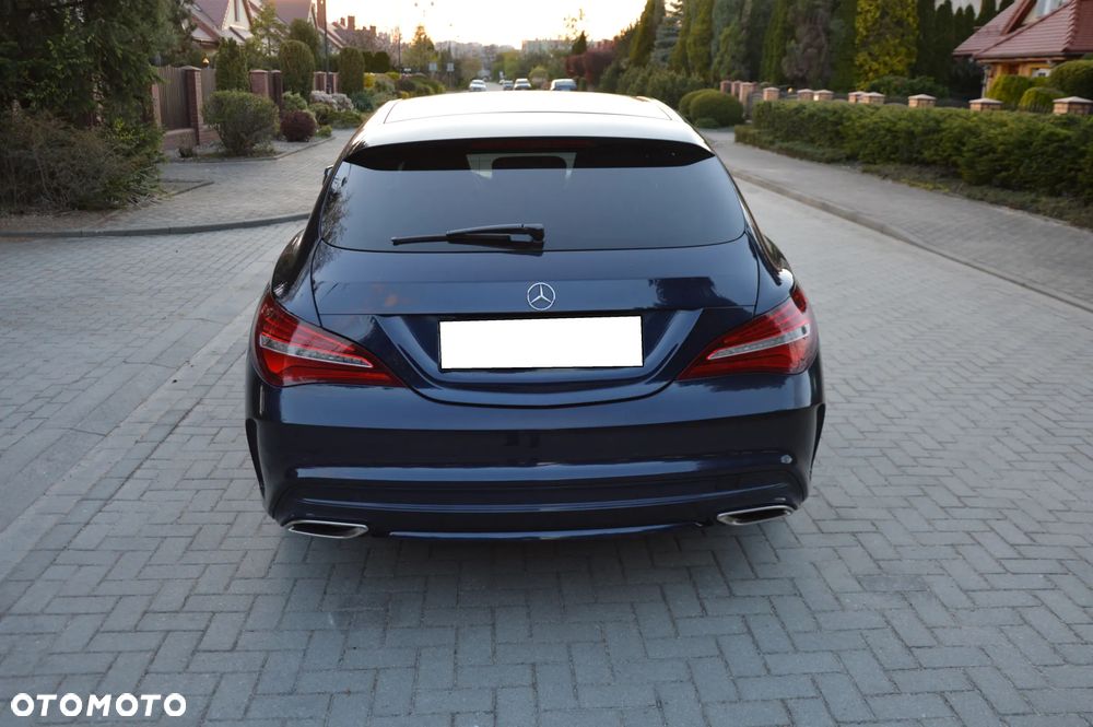 Mercedes-Benz CLA 180 d AMG Line - 12