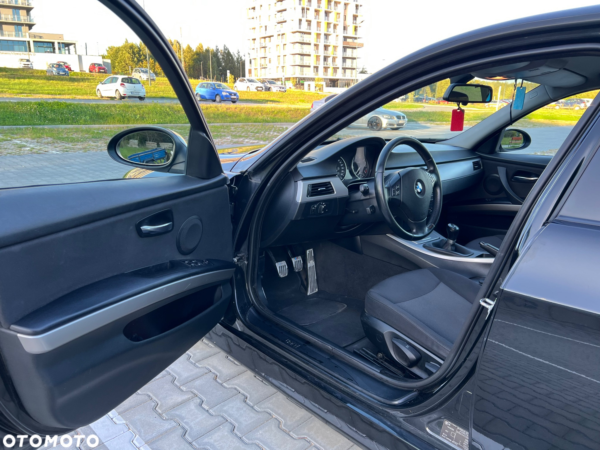 BMW Seria 3 318i - 9