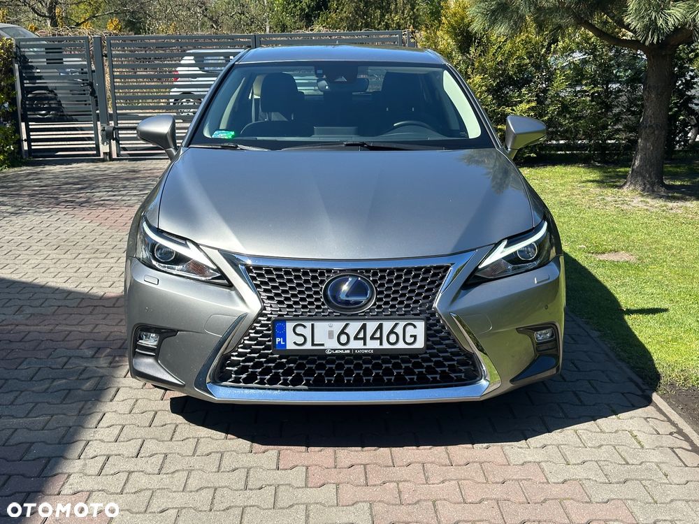 Lexus CT 200h Prestige - 8