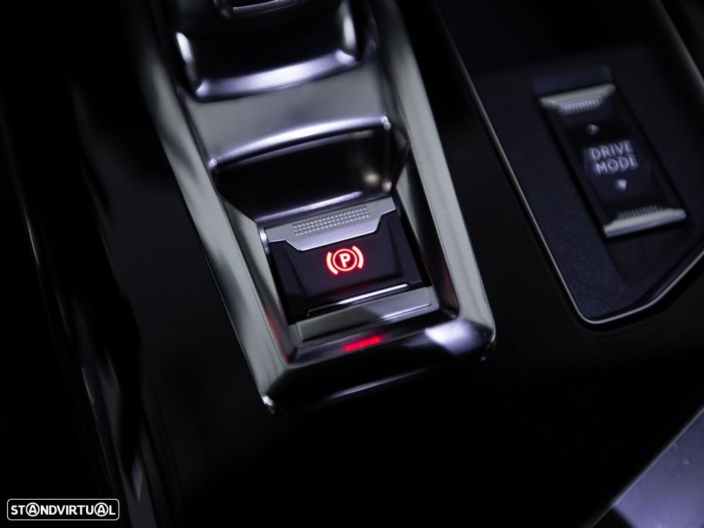 Peugeot 5008 1.5 BlueHDi GT EAT8 - 23