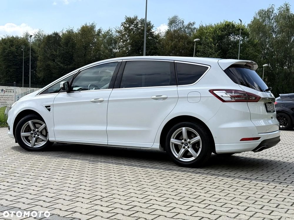 Ford S-Max 2.0 TDCi Titanium PowerShift - 36