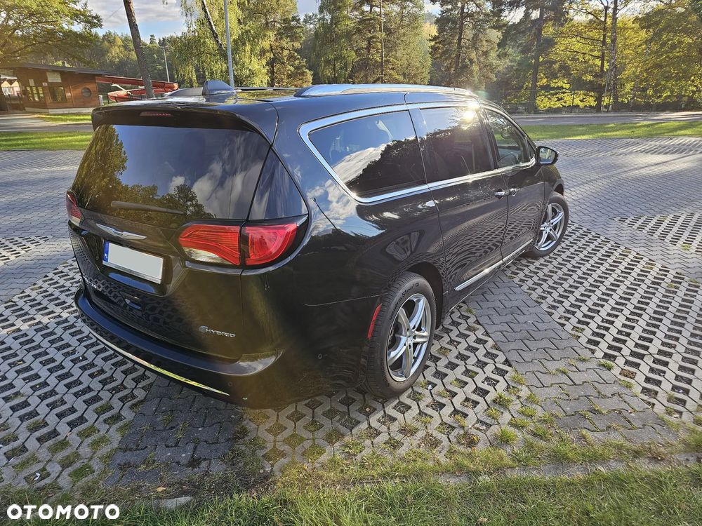 Chrysler Pacifica - 9