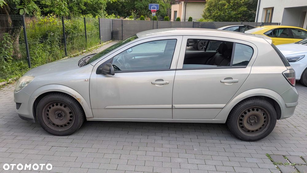 Opel Astra 2007 photo 4
