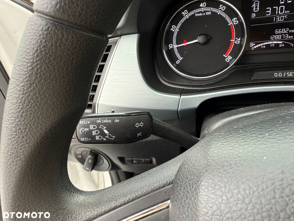 Skoda Fabia 1.0 Ambition - 17