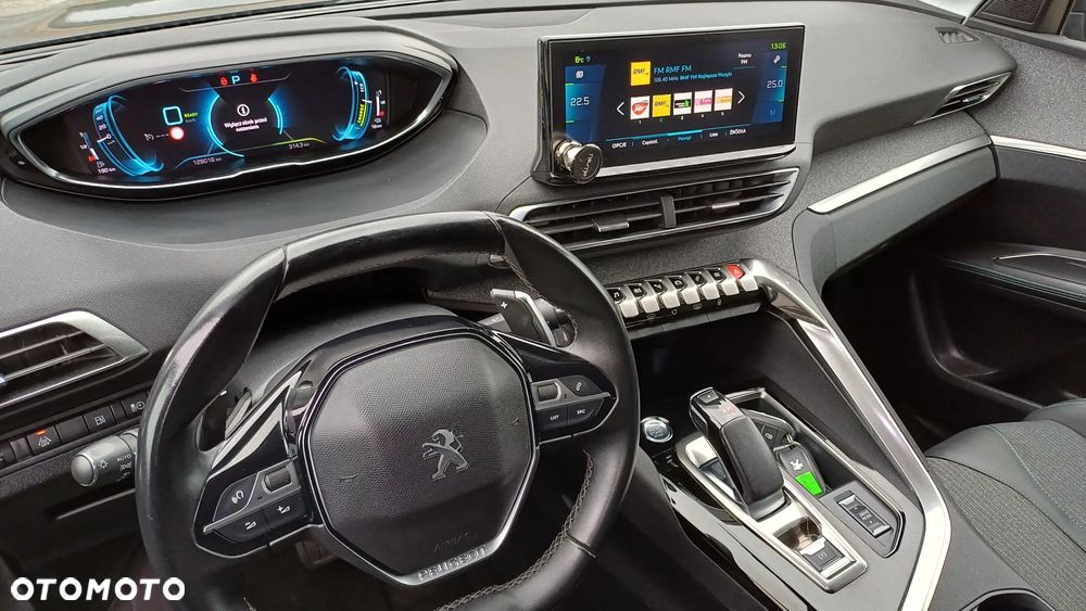 Peugeot 3008 1.6 PureTech Hybrid PHEV Allure Pack S&S EAT8 - 9