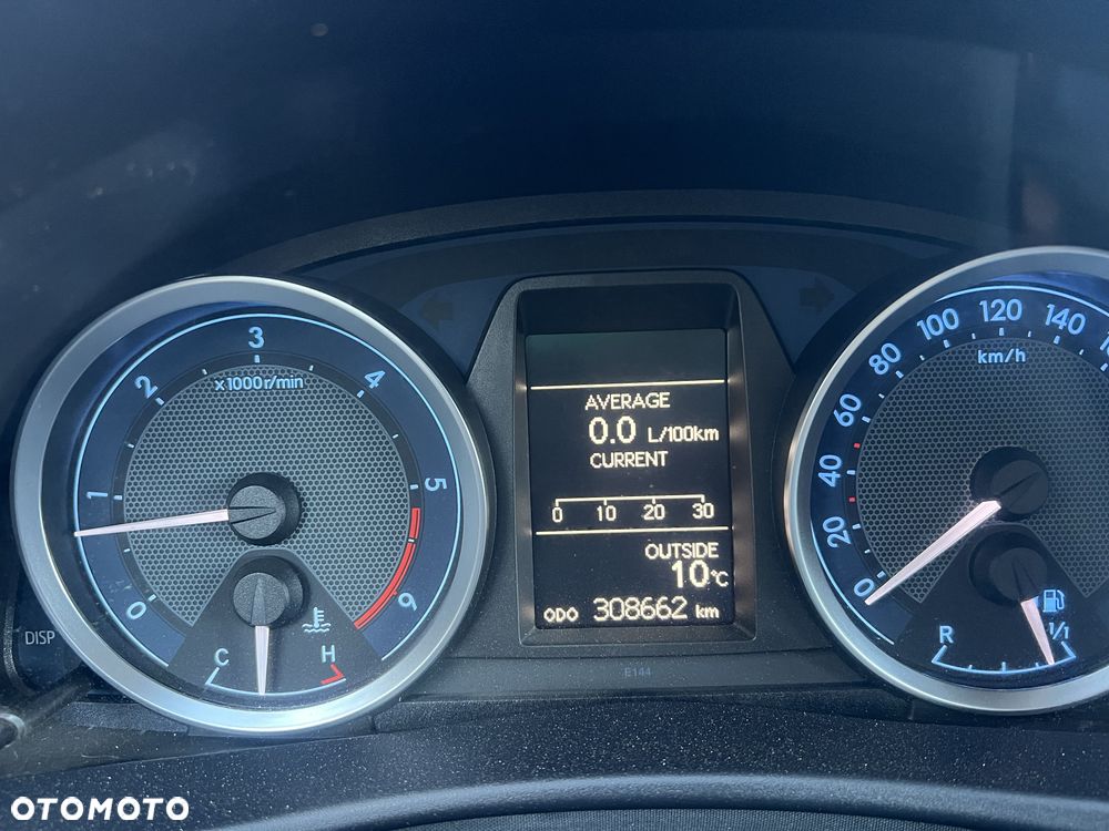 Toyota Auris - 5