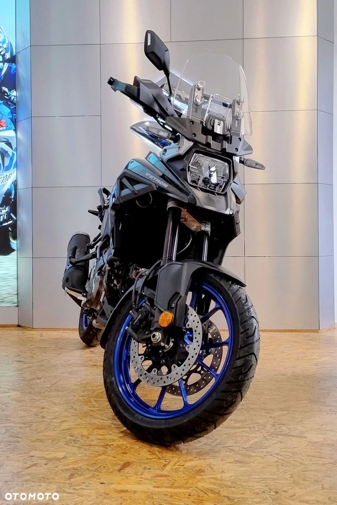Suzuki V-STROM - 4