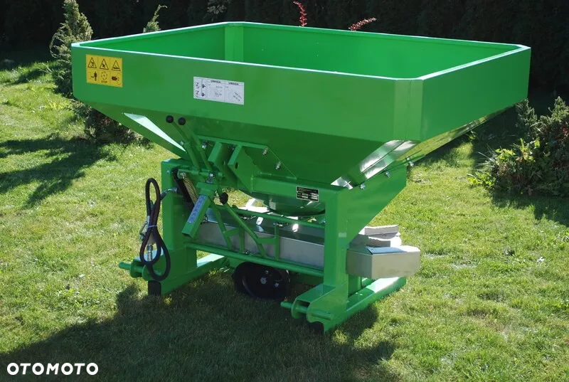 6 łopatek 3 rączki rozsiewacz nawozów lejek 200l-300l-400l-500l GRASSROL - 10