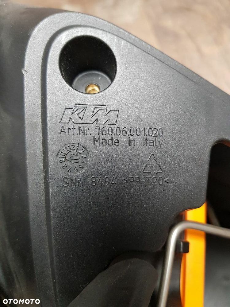 Obudowa filtra powietrza airbox KTM 690 Duke 76006001020 - 9