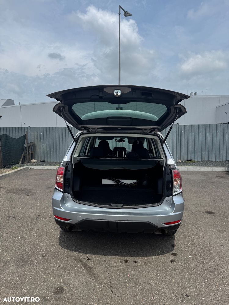 Subaru Forester 2.0D Edition - 13