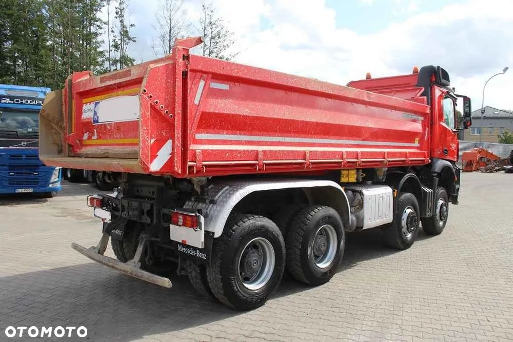 Mercedes-Benz Arocs 4142 - 5
