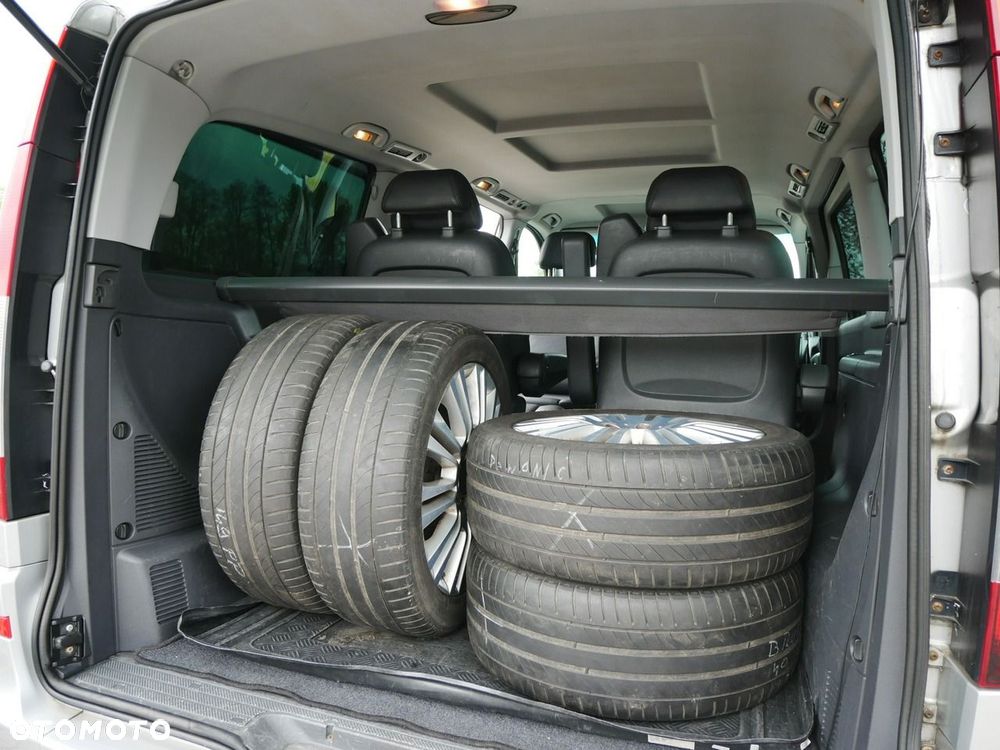 Mercedes-Benz Viano - 25