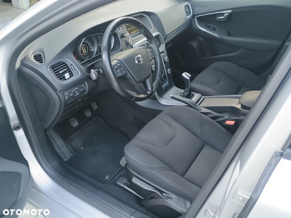 Volvo V40 D2 Drive-E Kinetic - 22