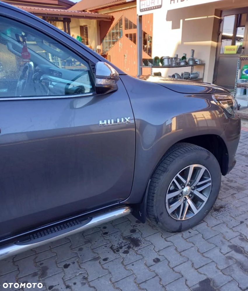 Toyota Hilux 2.4 D-4D Double Cab SR5 4x4 - 6